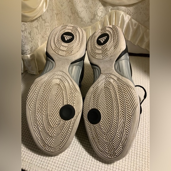 ADIDAS HITOP SNEAKERS - Picture 6 of 7